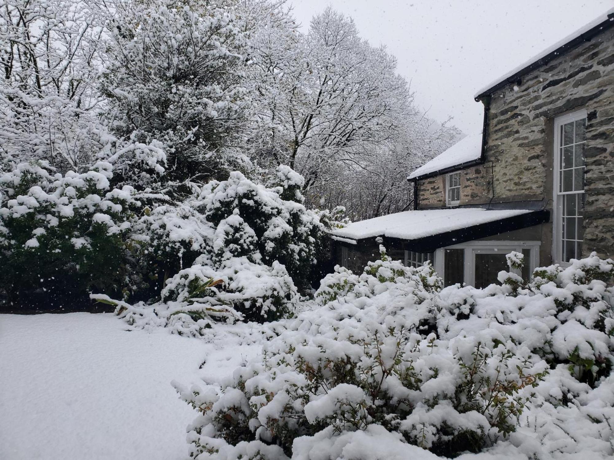 Ty Capel Isa Villa Blaenau Ffestiniog Eksteriør bilde